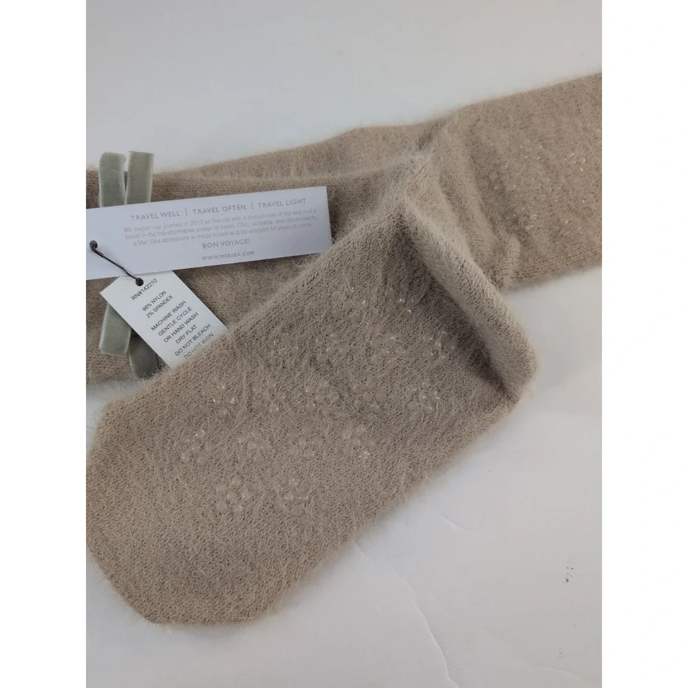 NWT RARE FIND😍MerSea Womens Slipper Socks Chalet Latte Non-Slip Cozy‎ Luxury